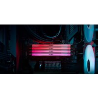 Оперативная память Kingston FURY Renegade RGB 16ГБ DDR5 7200МГц KF572C38RSA-16