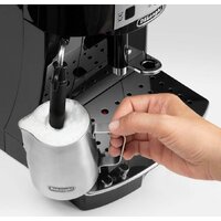 Кофемашина DeLonghi Magnifica S ECAM 22.115.B