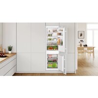 Холодильник Bosch Serie 2 KIN86NSE0