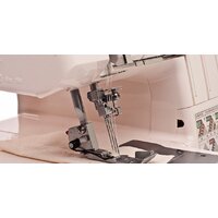 Коверлок Merrylock 5550A