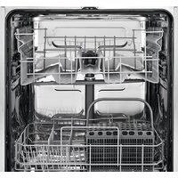 Встраиваемая посудомоечная машина Electrolux EEA727200L
