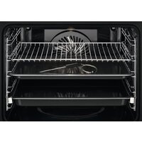 Электрический духовой шкаф Electrolux EOE7P31Z