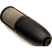 Проводной микрофон AKG P420 (черный)