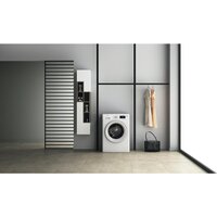 Стиральная машина Whirlpool FFB 8258 WV EE