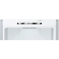 Холодильник Bosch Serie 4 KGN39VLEB