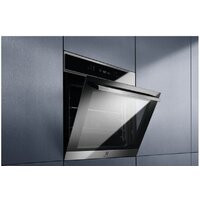 Электрический духовой шкаф Electrolux COE7P31X2