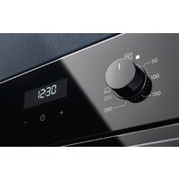 Электрический духовой шкаф Electrolux EOE5C71Z