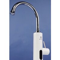 Проточный электрический водонагреватель-кран Electrolux Taptronic (белый)