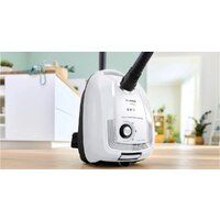 Пылесос Bosch Serie 4 BGL38WH2