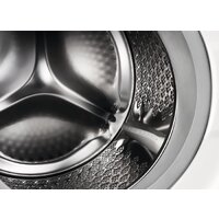 Стирально-сушильная машина Electrolux DelicateCare 900 EW9WN249BE