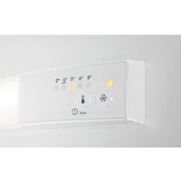 Мини-холодильник Electrolux LFB3AE82R