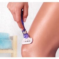 Бритвенный станок Gillette Venus Swirl 1 сменная кассета 7702018400935