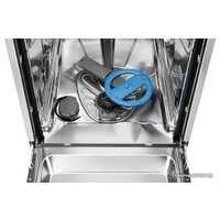 Встраиваемая посудомоечная машина Electrolux EEG62300L