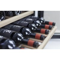 Винный шкаф CASO WineSafe 18 EB Inox