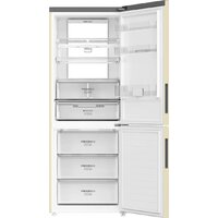 Холодильник Haier C4F744CCGU1