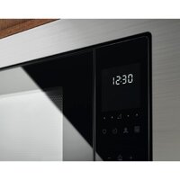 Микроволновая печь Electrolux EMS4253TBX