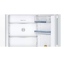 Холодильник Bosch Serie 4 KIN86VFE0