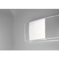 Мини-холодильник Electrolux LFB3AE82R