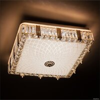 Припотолочная люстра LED4U L1158-500 GD