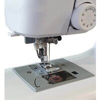 Компьютерная швейная машина Leader Royal Stitch 450E