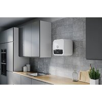 Накопительный электрический водонагреватель под мойку Ariston ABS ANDRIS2 R 15 U