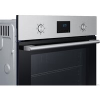 Электрический духовой шкаф Samsung NV68A1110BS