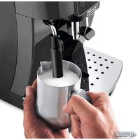 Кофемашина DeLonghi Magnifica Start ECAM 220.22 GB