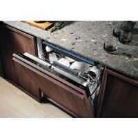 Встраиваемая посудомоечная машина Electrolux EES48200L