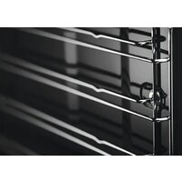 Электрический духовой шкаф Electrolux SurroundCook 600 EOF3H50BX
