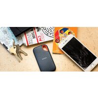 Внешний накопитель SanDisk Extreme V2 SDSSDE61-4T00-G25 4TB