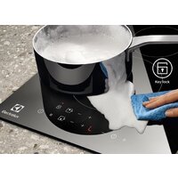 Варочная панель Electrolux LIT30230C
