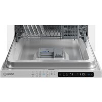 Встраиваемая посудомоечная машина Indesit DIS 1C50