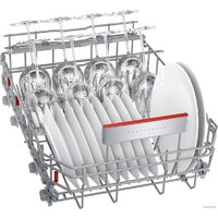 Встраиваемая посудомоечная машина Bosch Seria 6 SPV6ZMX17E