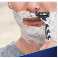 Бритвенный станок Gillette Mach3 2 сменные кассеты
