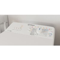 Стиральная машина с вертикальной загрузкой Indesit BTW L50300 PL/N