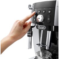 Кофемашина DeLonghi Magnifica S Smart ECAM 250.23 SB