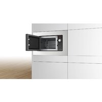 Микроволновая печь Bosch BEL623MS3