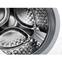 Стиральная машина AEG Seria 7000 ProSteam LFR73864BE