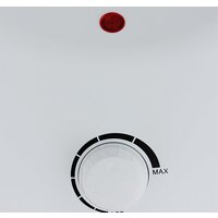 Накопительный электрический водонагреватель над мойкой Haier ES8V-Q1(R)