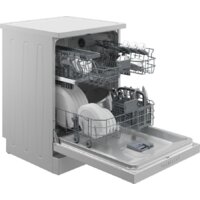 Отдельностоящая посудомоечная машина Hotpoint HF 4C86