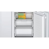 Холодильник Bosch Serie 4 KIN86VFE0