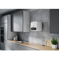Накопительный электрический водонагреватель над мойкой Ariston ABS ANDRIS2 R 30 O